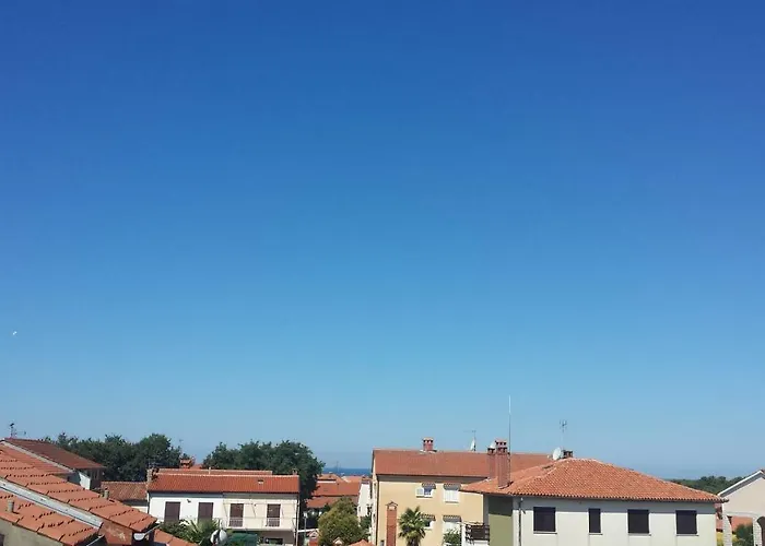 Valentina *